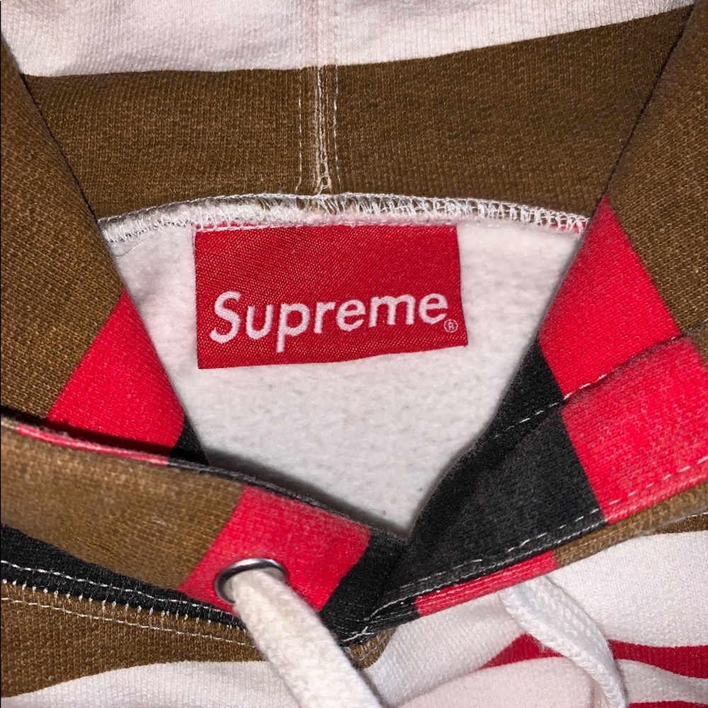 Supreme Hoodie